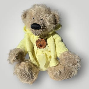 Urso de pelúcia vintage Mohair Artist &quot;JANNIS&quot; estilo vintage desgastado feito à mão, novo, urso de pelúcia colecionável, urso de pelúcia em roupas, presente