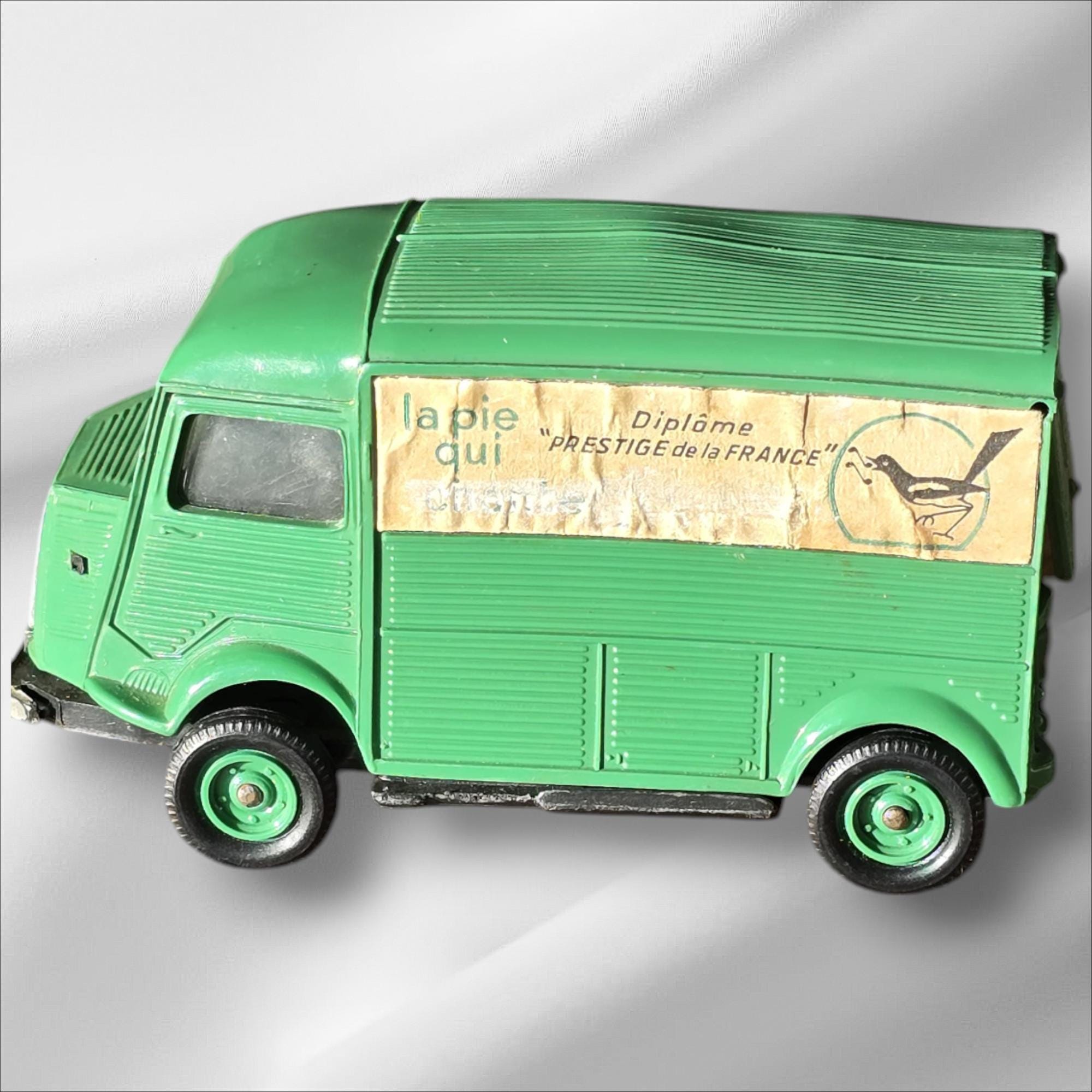 France Dinky(フランスディンキー) シトロエン23 レッカー車 France