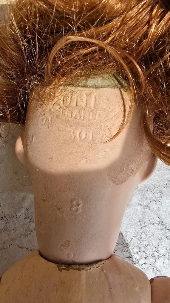 ANCIENNE POUPÉE, TÊTE PORCELAINE BOUCHE OUVERTE CORPS COMPOSITE UNIS FRANCE