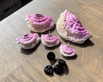 Mushroom Pins/Shelf fungi, pink/beige 'Fairycore' (Set of 5)