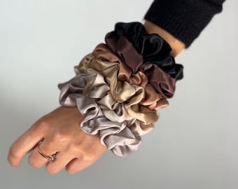 Seidenscrunchie, Damen Haargummi, Scrunchie Gummiband, 10 cm breit, glänzend, handgemacht, Haarschutz, Maulbeerseide, Verschiedene Farben