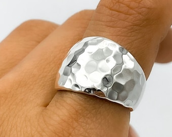 Sterling Silver Ring, Hammered Ring, Wide Silver Ring, Chunky Silver Ring, Statement Ring, Contemporary Ring, Aesthetic Ring, Dome Ring