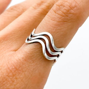 Sterling Silver Ring, Wavy Ring, Stacking Ring, Aesthetic Ring, Minimalist Ring, Ring Set, Abstract Ring, Unusual Ring