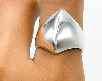 Sterling Silver Ring, Axe Ring, Chunky Sterling Silver Ring, Dome Ring, Unusual Ring, Wide Ring, Unisex Ring, Shield Ring