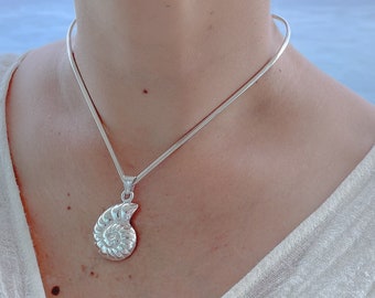 Sterling Silver Spiral Shell Pendant, Fossil Shell Pendant, Ocean Jewelry, Mermaidcore Beach Jewelry, Statement Shell Pendant for Necklace