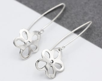 Sterling Silver Flower Earrings, Floral Dangle Earrings, Flower Jewelry, Cute Silver Earrings, Aesthetic Earrings, Threader Earrings