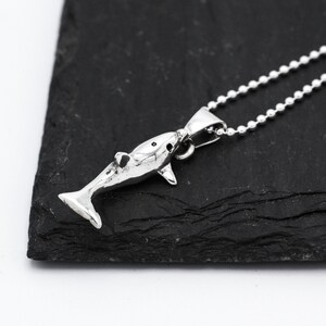 Colgante de delfín 3D de plata de ley para collar, joyería de delfines, joyería de vida marina, dijes náuticos, dije de delfín, joyería del océano