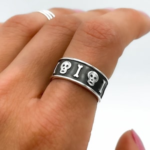 Oxidized Sterling Silver Skull Ring: Gothic Bones Band
