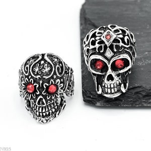 Sterling Silver Skull Ring, Men's Skull Ring, Red Eye Skull Ring, Big Skull Ring, Gothic Ring, Biker Ring, Skeleton Ring