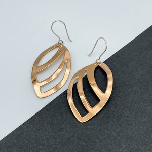 Copper Dangle Earrings, Leaf Shape Earrings, Copper Jewelry, Lightweight Copper Drop Earrings, Nature Inspired Jewelry, Leaf Earrings