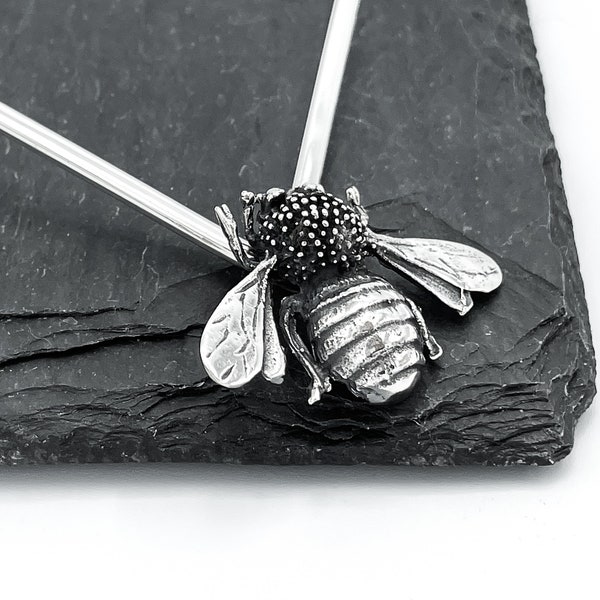 Sterling Silver Pendant, Bee Pendant, Insect Pendant, Big Bee Pendant, Queen Bee Pendant, Insect Jewelry, Bee Jewelry, Bee Keeper Gift