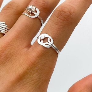 Sterling Silver Knot Ring, Dainty Ring, Thin Minimalist Ring, Infinity love Knot Ring, Pinky Ring, Nautical Knot Ring