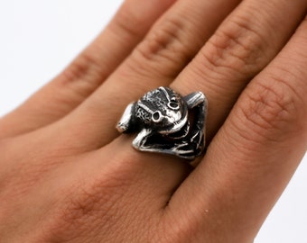 Sterling Silver Frog Ring, Frog Jewelry, Rustic Ring, Statement Ring, Animal Ring, Oxidized Ring