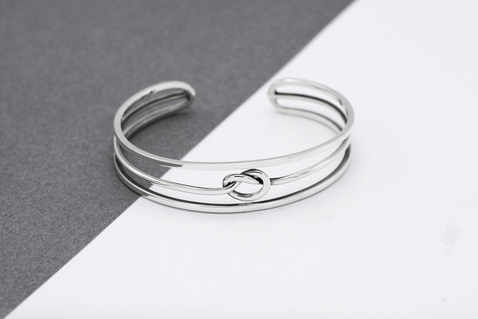 sterling silver tie the knot bracelet