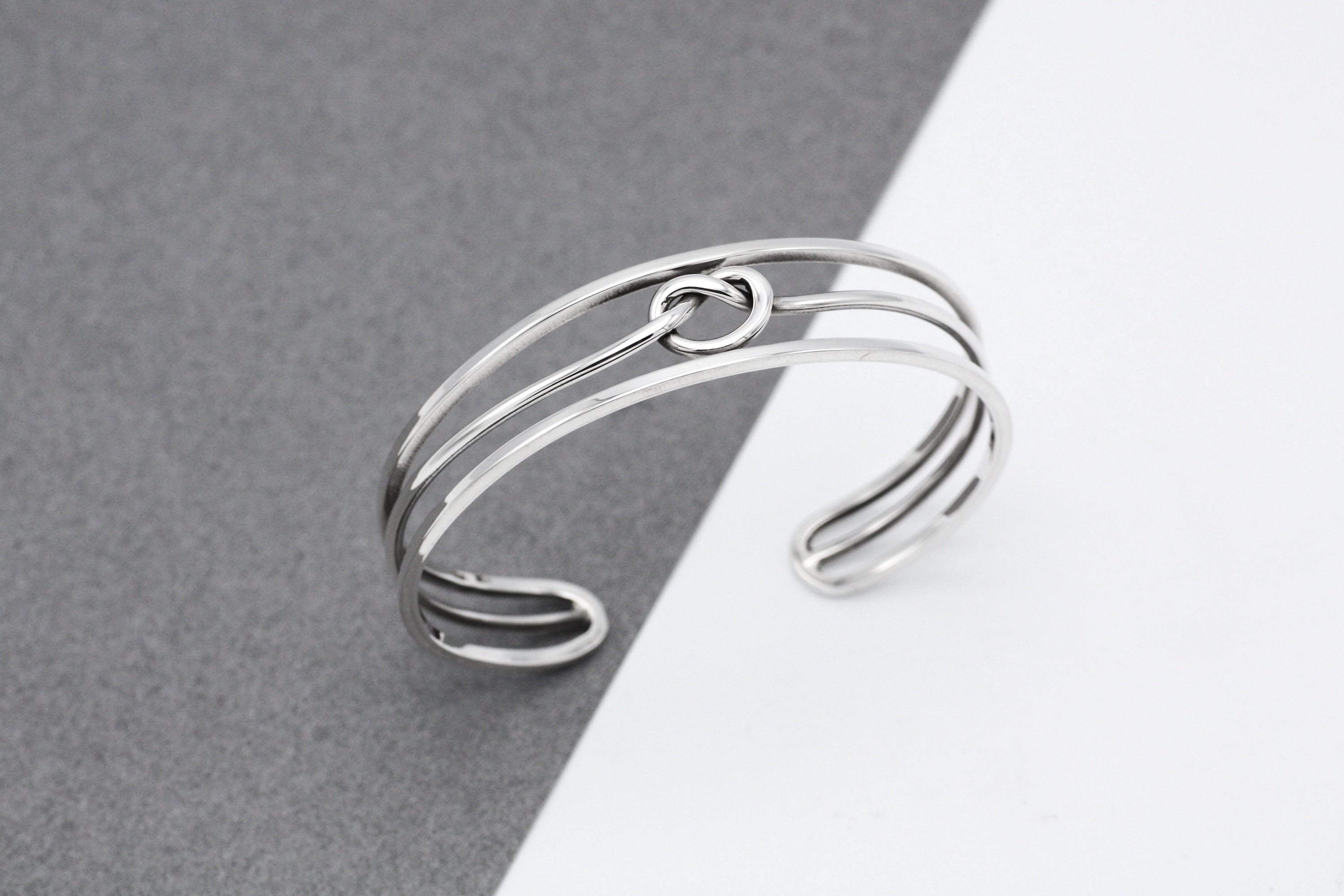 sterling silver tie the knot bracelet