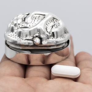 Vintage Sterling Silver Pill Box, Vintage Small Box, Taxco Mexico Silver Jewelry, Small Box, Trinket Box, Small Keepsake Box
