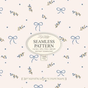 Puede incluir: Un patrón continuo sobre un fondo crema claro con lazos azules y pequeñas ramas florales azules con tallos verdes. Una etiqueta ovalada en el centro muestra el texto SEAMLESS PATTERN 30,48x30,48cm / JPG / PNG / 300 DPI.