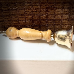 Handgemachte Kansa Glocke Puja Glocke Bronze Gebetsglocke für Home Tempel spirituelle Vibrationsglocke Ghanti für positive Energie Hindu Puja Decor