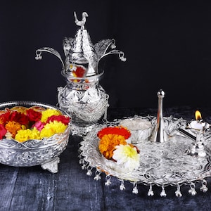 Ensemble pooja thali allemand en argent : décoration de mariage indienne avec bols