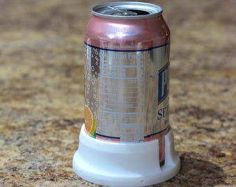 No Spill Can Coaster: Ergonomic Soda Drink Holder