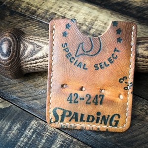 Whitey Ford Guante de béisbol Funda de tarjeta de cuero, Billetera de cuero minimalista, Hecho a mano, Cuero Horween, New York Yankees