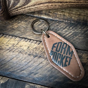 Guante de béisbol de cuero Motel Key Fob, llavero