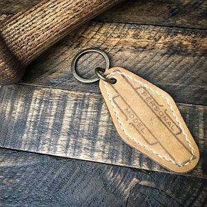 Guante de béisbol de cuero Motel Key Fob, llavero