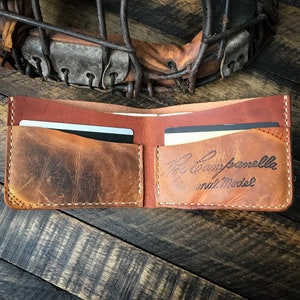 Roy Campanella Reutilizó Guante de Béisbol Cartera Bi-Fold de Cuero, Billetera Minimalista, Hecho a Mano, Horween, Regalo de Béisbol, Brooklyn Dodgers