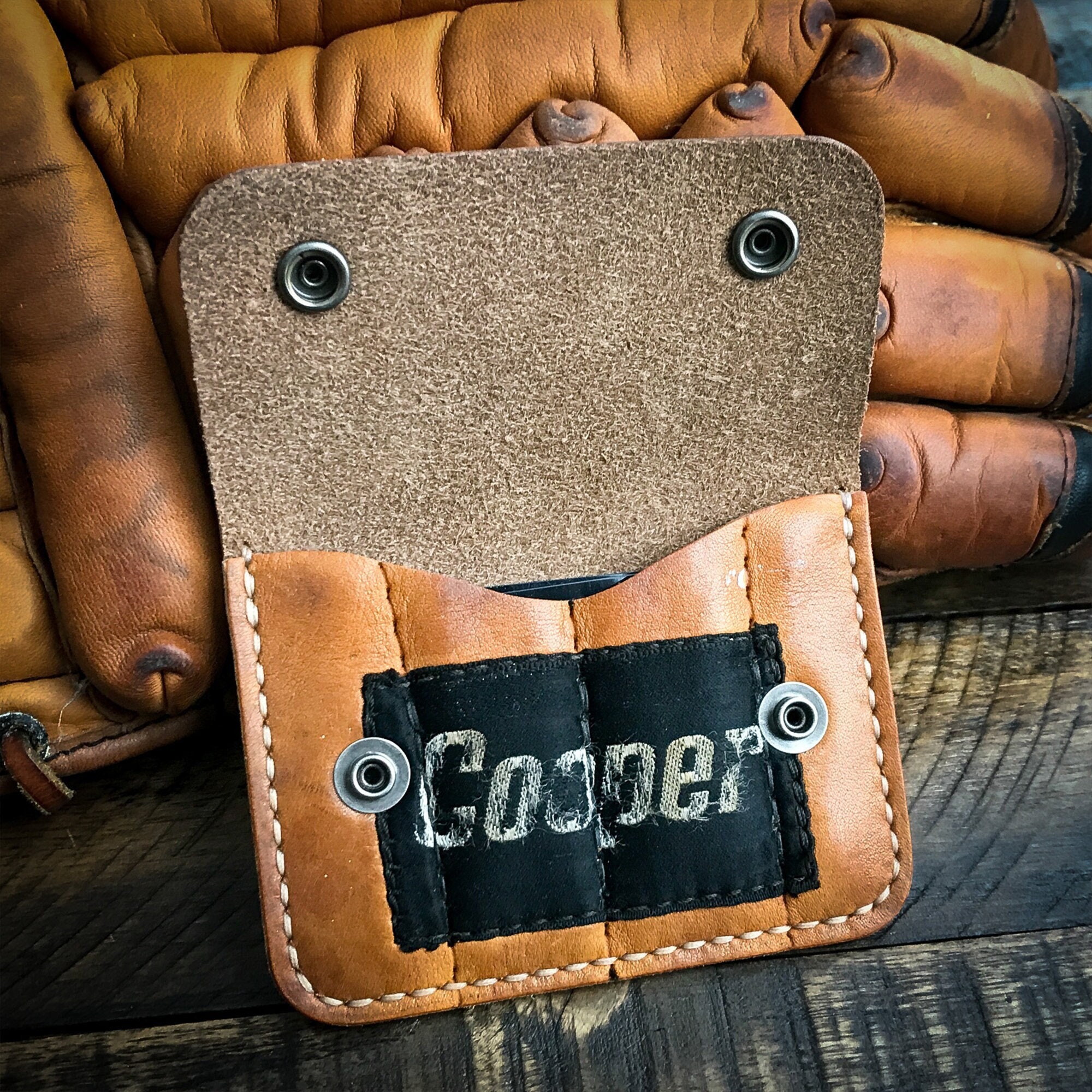 Cooper GM 10 Hockey Goalie Glove Leather Snap Wallet