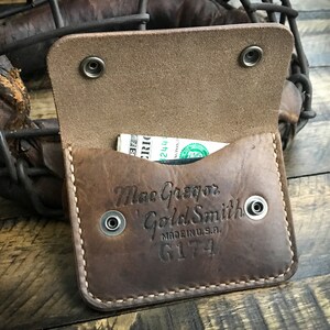 Cartera snap de cuero de guante de béisbol reutilizada, cartera de cuero minimalista