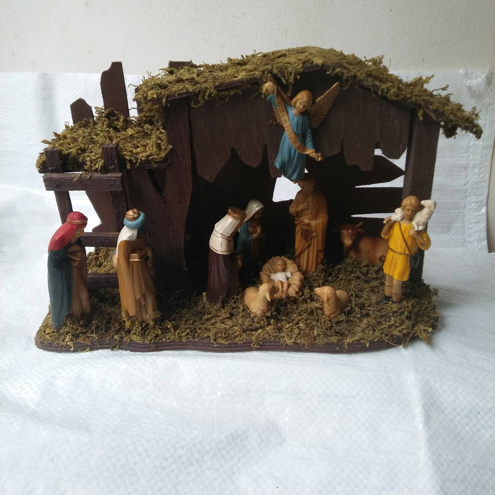 Large Nativity Scene Under Christmas Tree Christmas Decoration Etsy