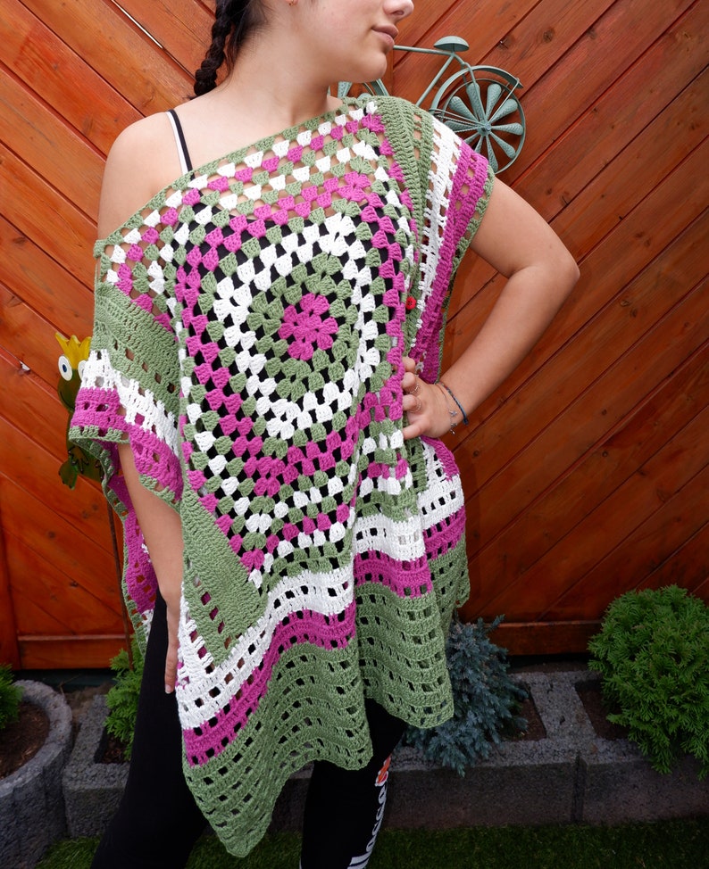 CROCHET PONCHO Granny Square Pattern