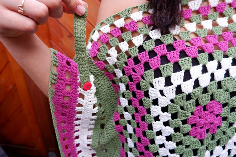 CROCHET PONCHO Granny Square Pattern