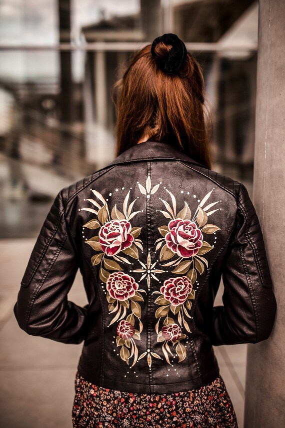 Leather jacket with logo on back discount