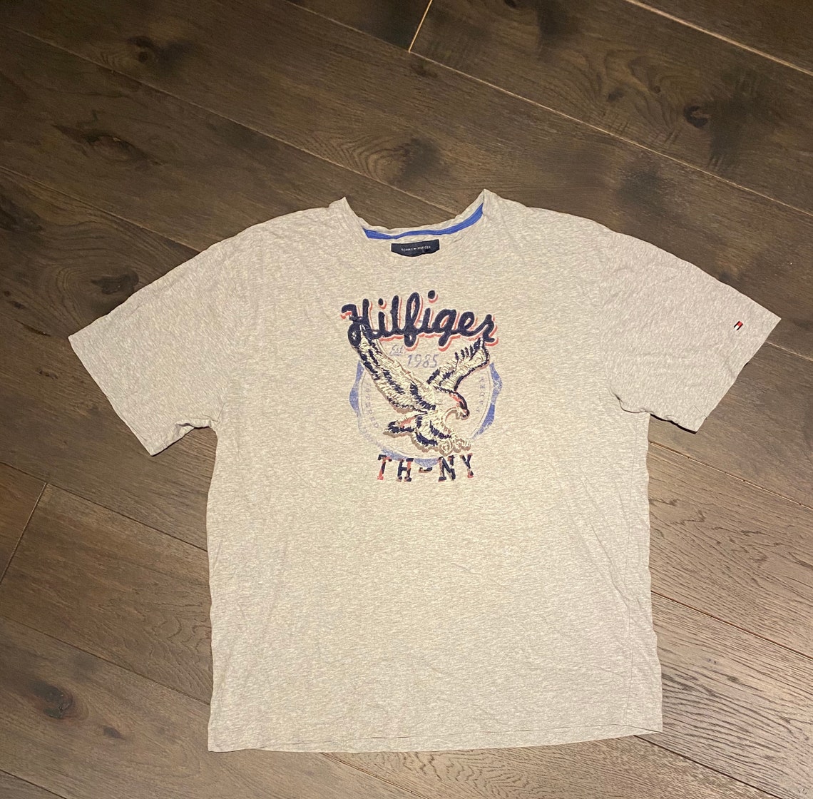 Tommy Hilfiger Eagle Graphic Tee Size XL Vintage 1990s | Etsy