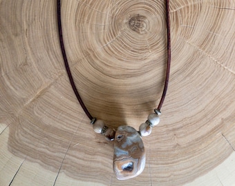 Crazy Lace Agate Leather Necklace, Stone Statement Necklace, Unique Agate Necklace, Free Form Crystal Pendant