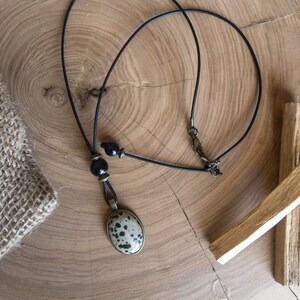 Dalmatian Jasper Necklace, Oval Stone Pendant, Black and White Necklace, Antique Pendant Necklace, Vintage Style Jewelry, Leather Necklace