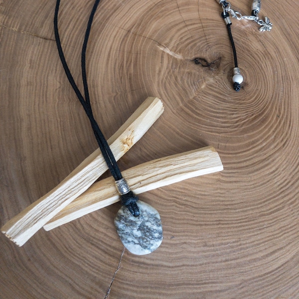 Raw Magnesite Necklace, Magnesite Pendant, Magnesite Jewelry, Minimalist Stone Necklace, Vegan Necklace, Hemp Cord Jewelry, Calcite Pendant