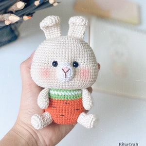 Rabbit amigurumi crochet pattern