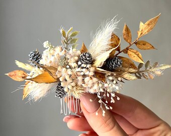 Winter wedding hair accessories Christmas hair comb Ivory hairpiece Pine cones headpiece Bridal hair Bridesmaids hair comb Boho wedding pins