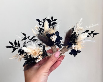 Boutonnière de mariage gothique noire fleur séchée goth boutonnière du marié mini bouquet de mariage Halloween Boutonnière bohème blanc