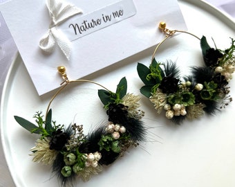 Greenery bridal earrings Dried flower earrings Woodland hoop earrings Bridesmaid earrings gift Gothic black Wedding hair pins BRIDAL COMB
