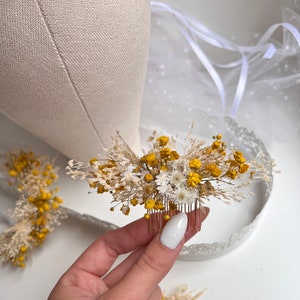 Wildflower hair comb Yellow flower hair hair piece Natural bridal hair comb Rustic wedding accessories Vintage Fall yellow comb Autumn piece