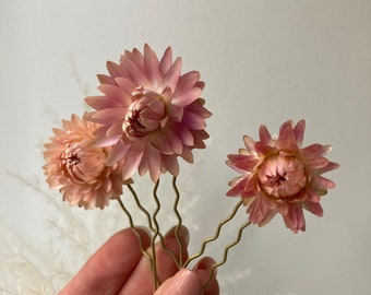 Dried flower headpiece Strwflowers hair piece Dried flower hair accessory Boho Rustic headpiece Bridal hair piece Light pink floral pins