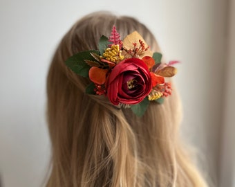 RED comb Burgundy dried flower comb Folk wedding hairpiece Girl clips Floral hair vine Red hair comb Girl headband communion comb