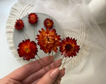 Orange flower pins Terracotta pins Strwflowers hair piece Dried flower hair accessory Boho headpiece Autumn wedding hair accessory Boho pins