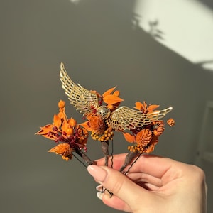 Magical wedding Snitch gold Hair comb Bridal Hair piece wedding Rust hair comb Terracotta flower Hair piece HP wedding Hair accessory Orange