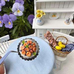 Miniature cake | Mini food | Dollhouse food | Miniature cake with fruits | Realistic cake
