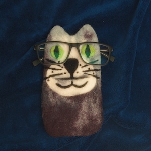 Felt spectacle case, the cat, without seams, gift for everyone, practical gift, natural material