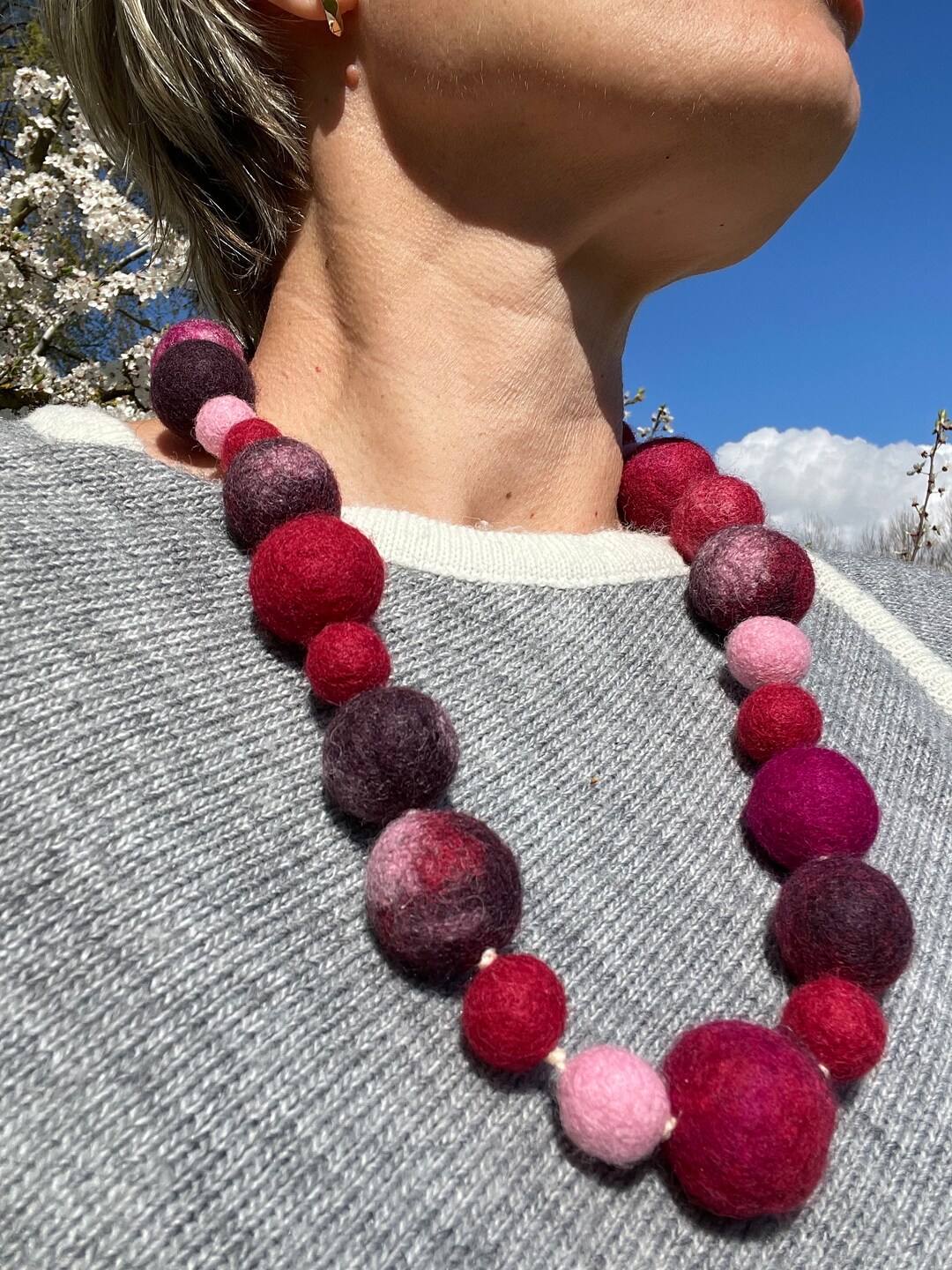 Felt necklace
